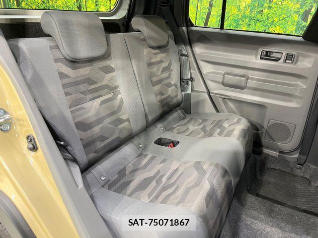 Daihatsu TAFT 2024-08 8232040-8