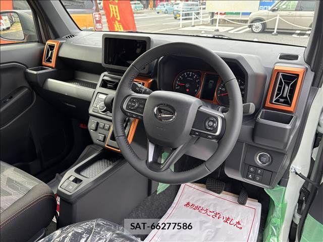 Daihatsu TAFT 2026-03 8232039-12