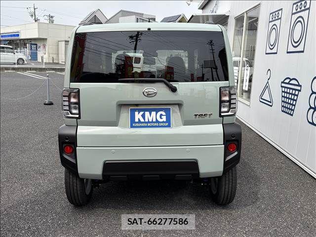 Daihatsu TAFT 2026-03 8232039-5