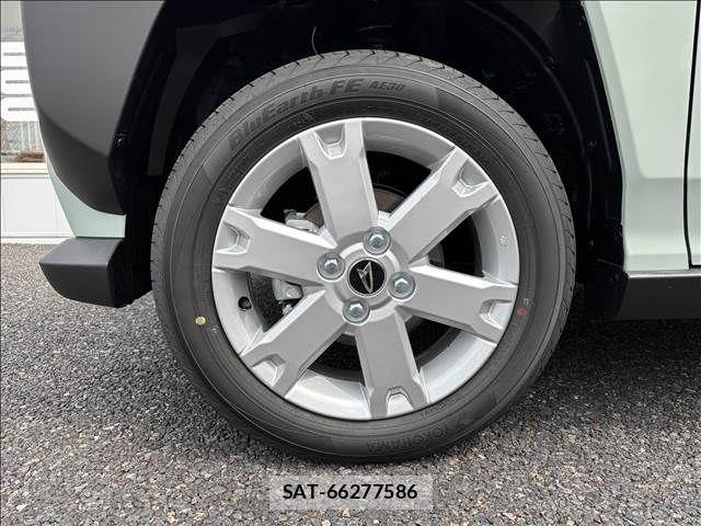 Daihatsu TAFT 2026-03 8232039-8
