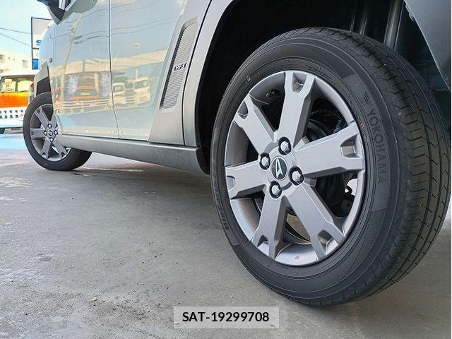 Daihatsu TAFT 2026-01 8317478-8