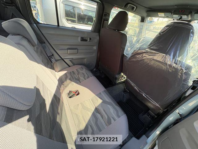Daihatsu TAFT 2025-01 8317477-22
