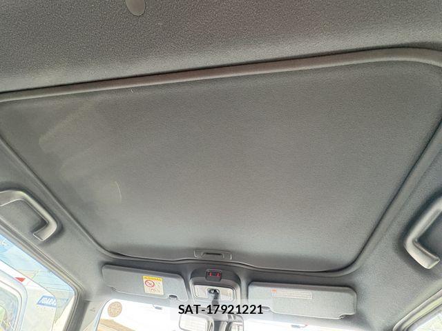 Daihatsu TAFT 2025-01 8317477-26