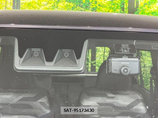 Daihatsu TAFT 2021-12 8317484-4