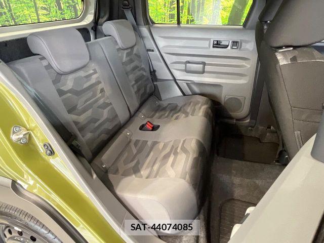 Daihatsu TAFT 2025-05 8338110-8