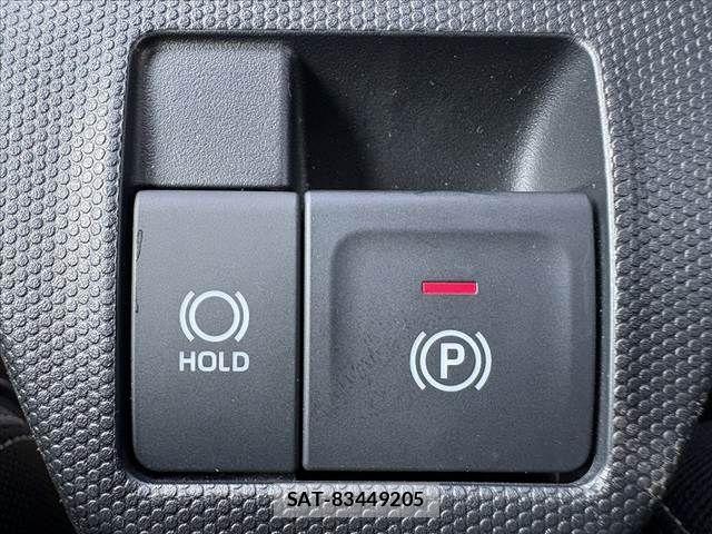 Daihatsu TAFT 2021-10 8338121-3