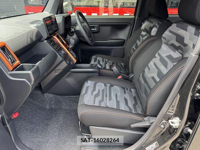 Daihatsu TAFT 2025-04 8369140-9