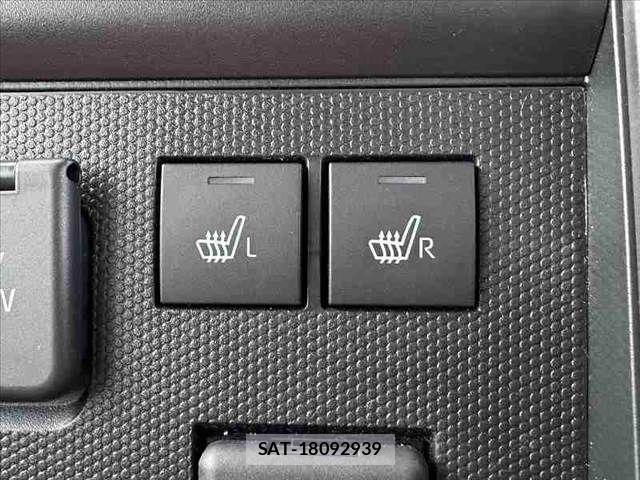 Daihatsu TAFT 2025-12 8369132-28