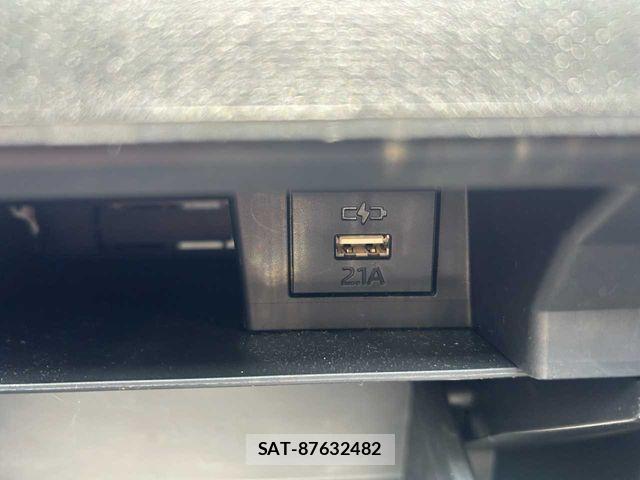 Daihatsu TAFT 2021-07 8415302-17