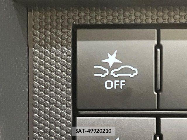 Daihatsu TAFT 2025-02 8438954-5