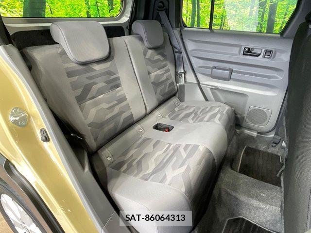 Daihatsu TAFT 2021-03 8661876-9