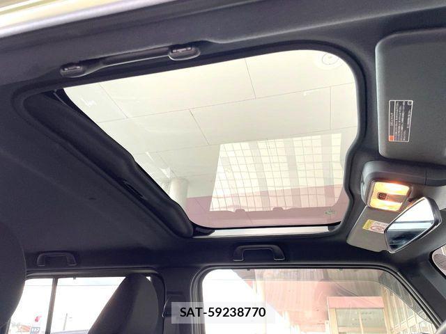 Daihatsu TAFT 2023-12 8667003-4