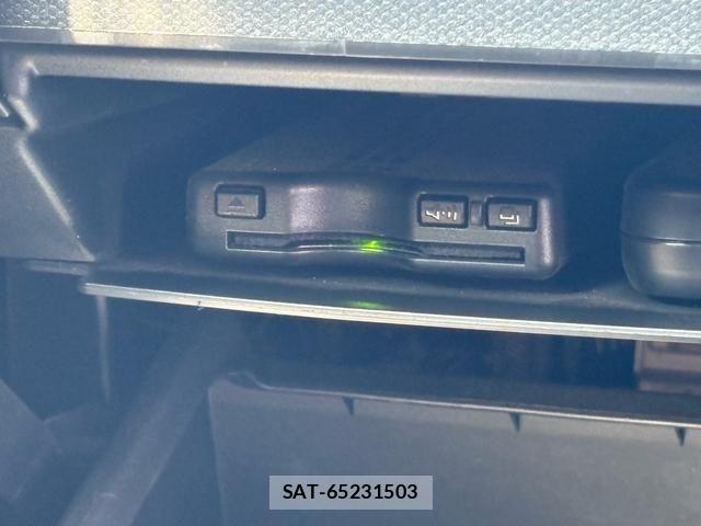 Daihatsu TAFT 2023-03 8686723-24