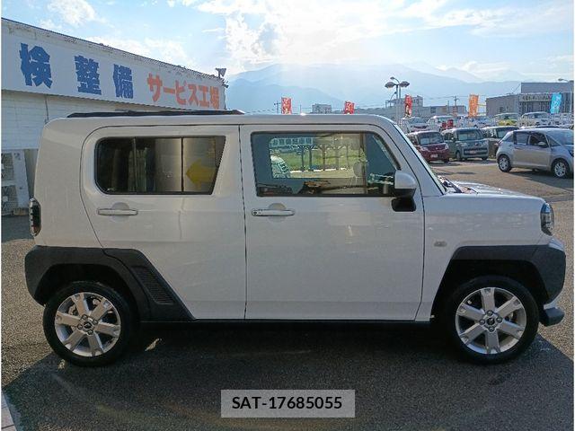 Daihatsu TAFT 2021-12 8686721-3