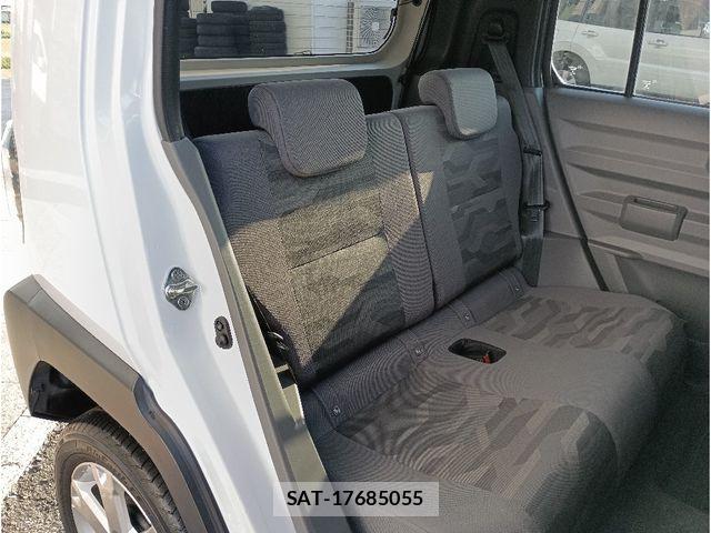 Daihatsu TAFT 2021-12 8686721-7