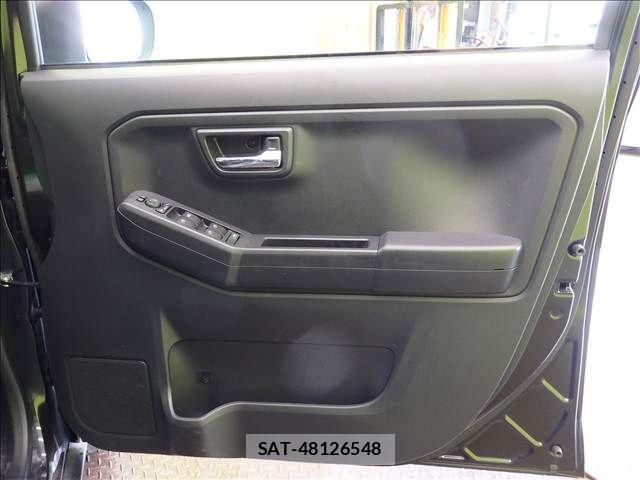 Daihatsu TAFT 2026-02 8746214-21