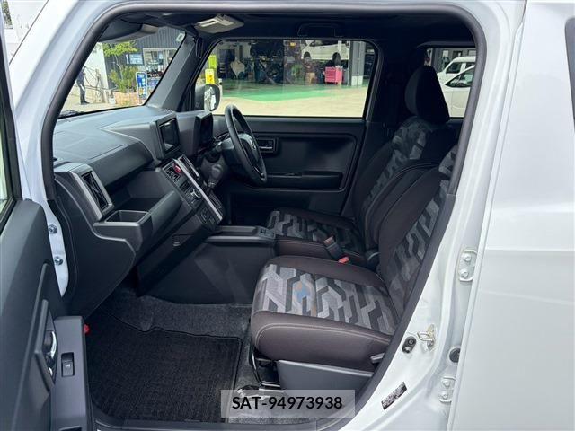 Daihatsu TAFT 2025-08 8746211-11