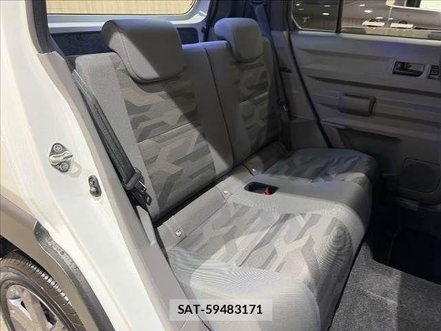 Daihatsu TAFT 2023-12 8797664-8