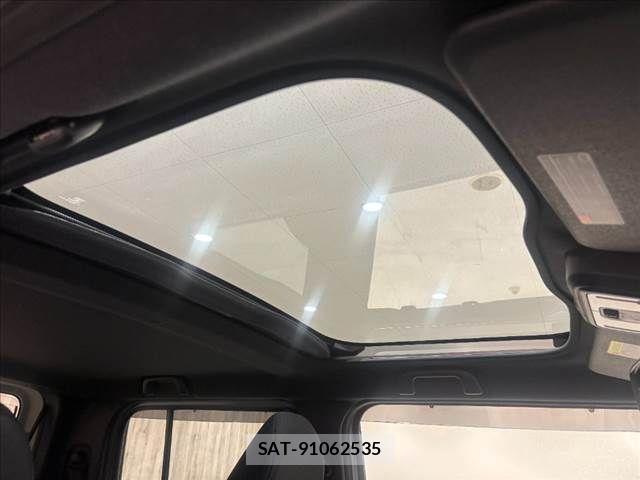 Daihatsu TAFT 2022-03 8831936-5