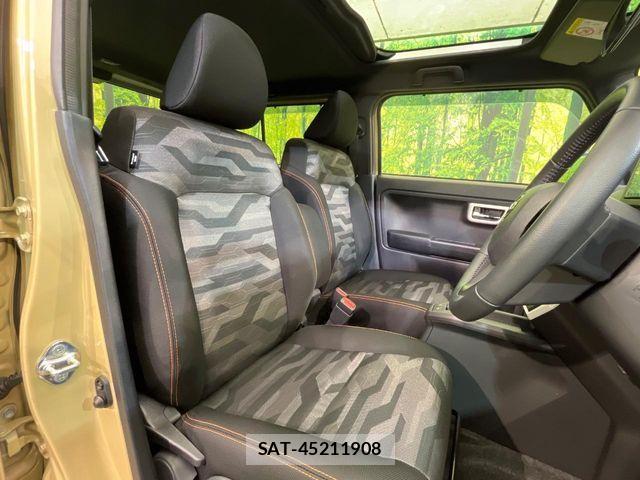 Daihatsu TAFT 2021-09 8831926-8