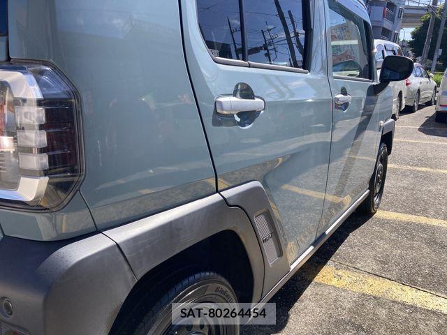 Daihatsu TAFT 2021-11 8831935-6