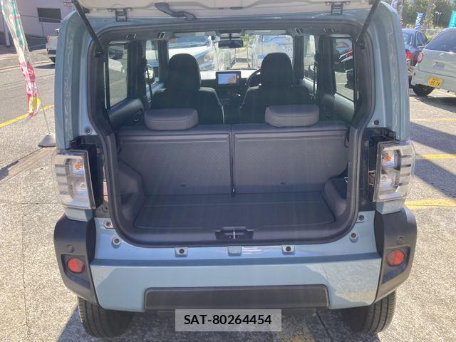 Daihatsu TAFT 2021-11 8831935-8