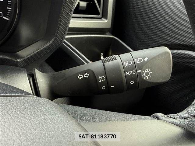 Daihatsu TAFT 2023-09 8831928-25