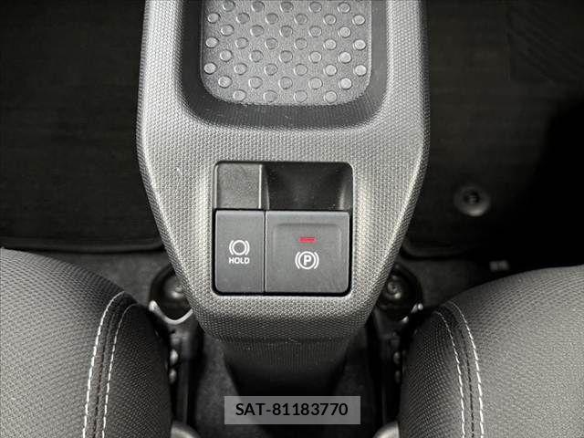 Daihatsu TAFT 2023-09 8831928-28