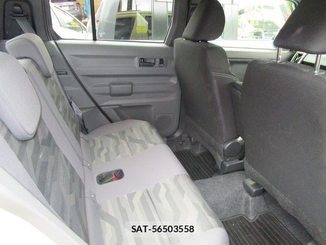 Daihatsu TAFT 2026-02 8849238-9