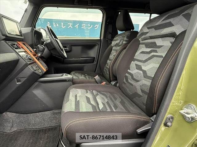 Daihatsu TAFT 2021-12 8850815-16