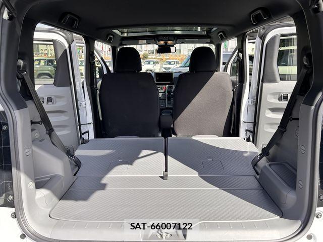 Daihatsu TAFT 2026-03 8850810-14
