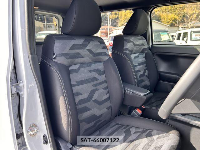 Daihatsu TAFT 2026-03 8850810-20