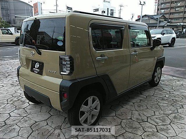 Daihatsu TAFT 2020-06 8872214-15