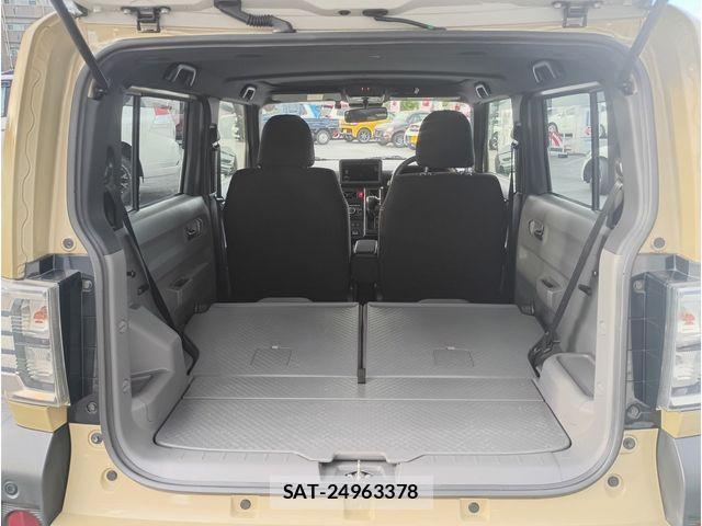 Daihatsu TAFT 2020-12 8872216-17