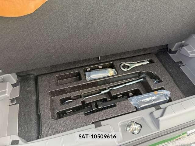 Daihatsu TAFT 2025-11 8872212-23