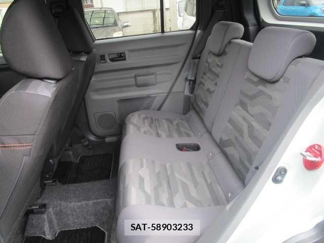 Daihatsu TAFT 2025-04 8882479-15