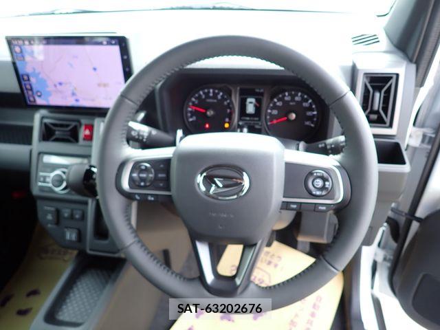 Daihatsu TAFT 2025-04 8882481-9