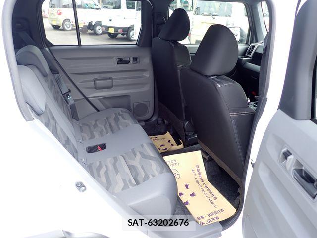 Daihatsu TAFT 2025-04 8882481-12