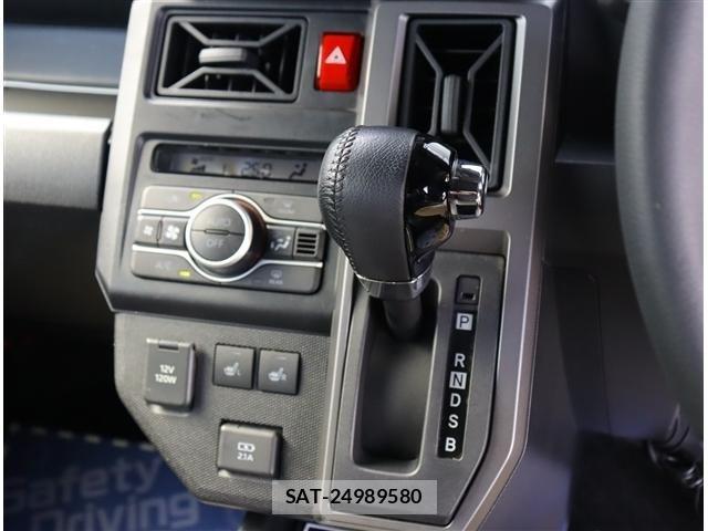 Daihatsu TAFT 2022-12 8882484-8