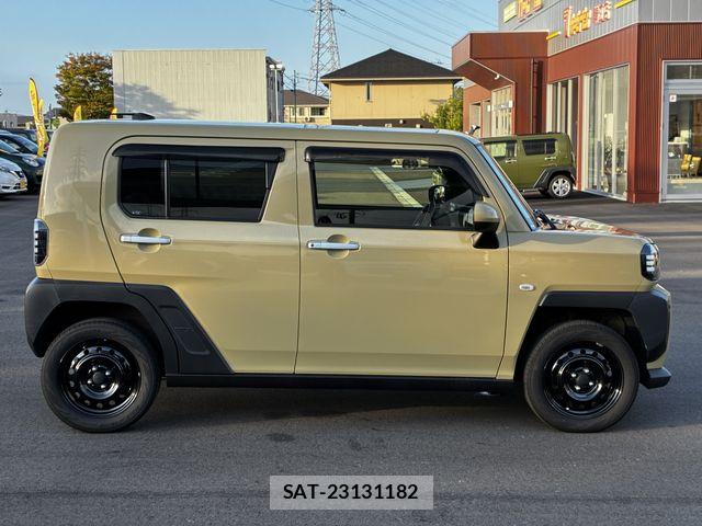 Daihatsu TAFT 2022-11 8884445-6