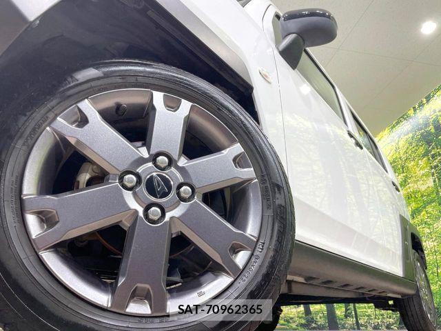 Daihatsu TAFT 2022-03 8884441-12