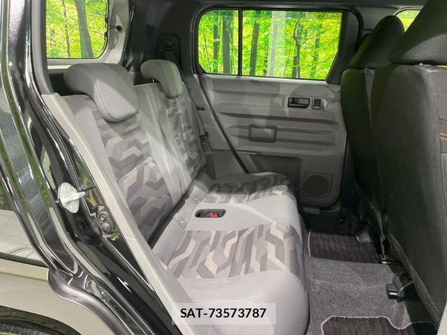 Daihatsu TAFT 2020-09 8884439-8