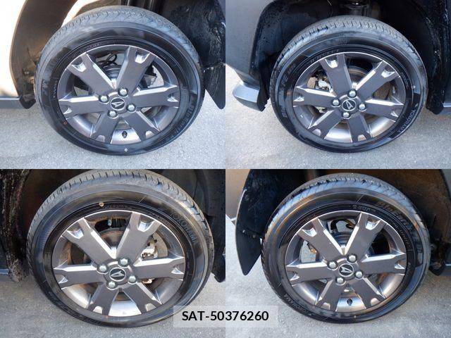 Daihatsu TAFT 2025-06 8884438-9