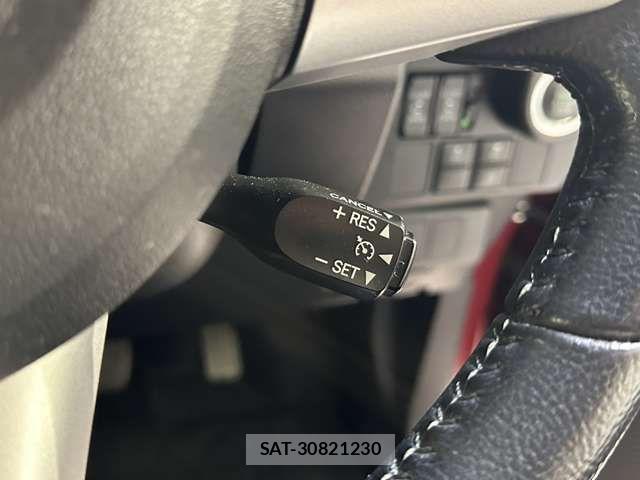 Toyota TANK 2017-01 526371-12