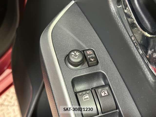 Toyota TANK 2017-01 526371-15