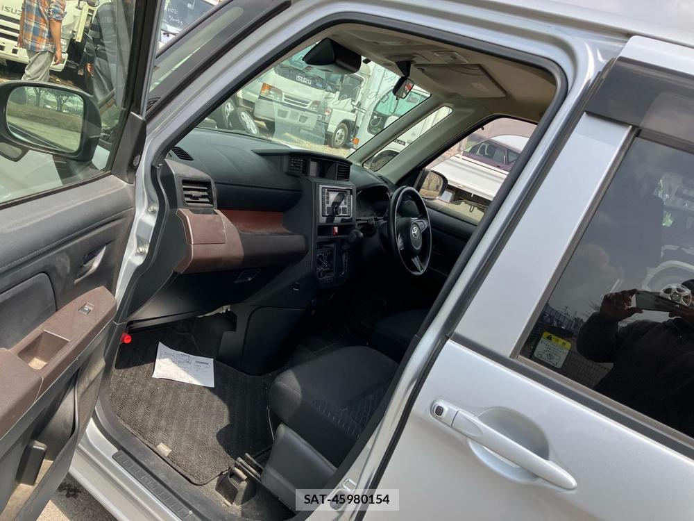 Toyota TANK 2019-19 829695-9
