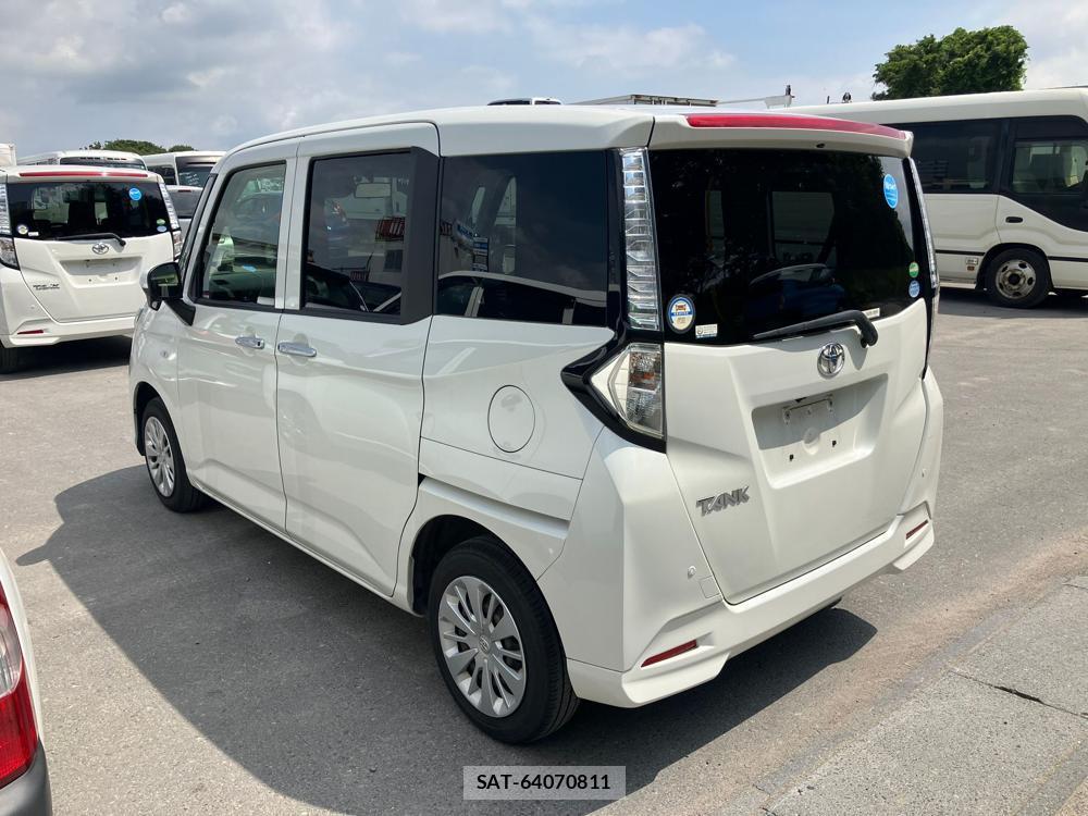 Toyota TANK 2018-07 1056664-4