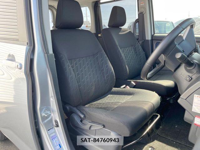 Toyota TANK 2018-07 6306819-7