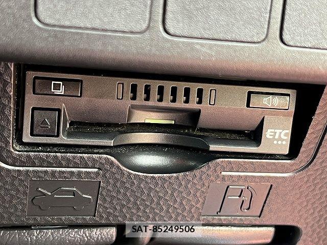 Toyota TANK 2017-08 6678398-15