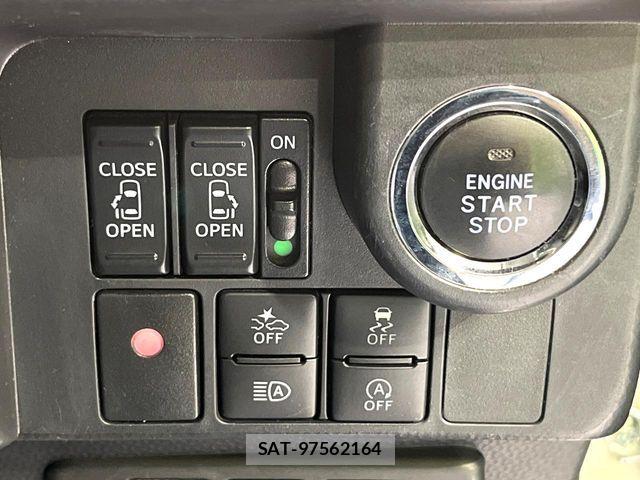 Toyota TANK 2019-06 6817527-4